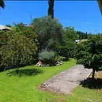 Semesterbostad Eirini's House Corfu Kynopiástai