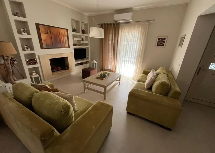 度假居 Eirini's House Corfu *