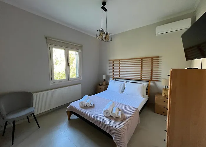 度假居 Eirini's House Corfu Kynopiástai