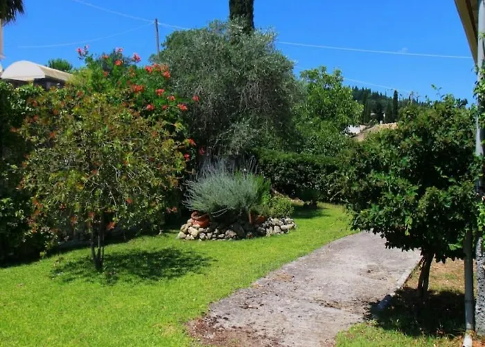 度假居 Eirini's House Corfu Kynopiástai